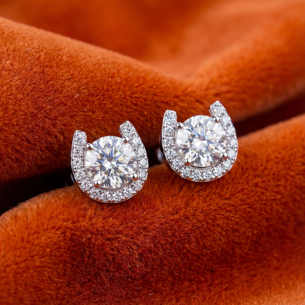 VVS HORSESSHOE EARRINGS